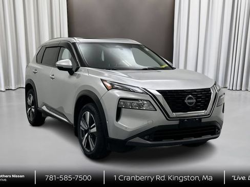 Certified 2022 Nissan Rogue SL w/ SL Premium Package AWD/4WD image 3