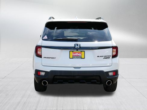 Certified 2025 Honda Passport Black Edition image 6