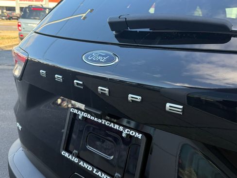 Used 2021 Ford Escape SE image 10