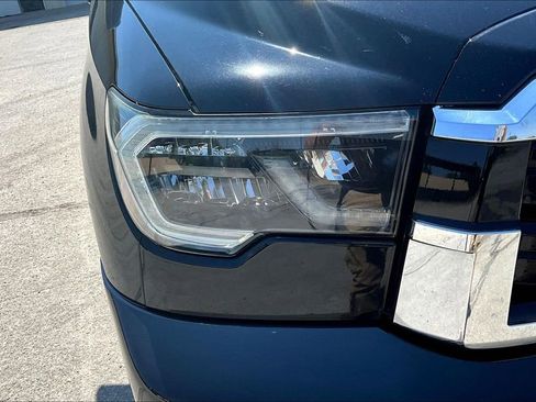 Used 2019 Toyota Sequoia TRD Sport w/ TRD Sport Premium Package image 31