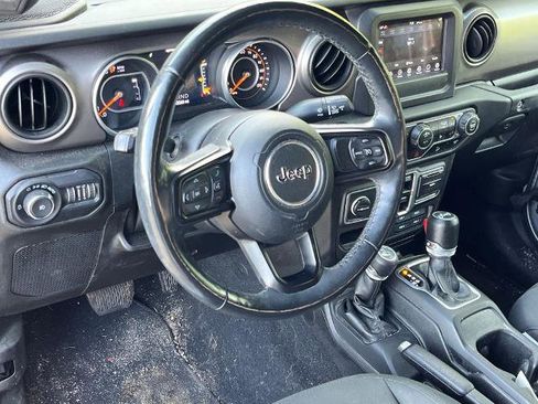 Used 2018 Jeep Wrangler Unlimited Sport S AWD/4WD image 14