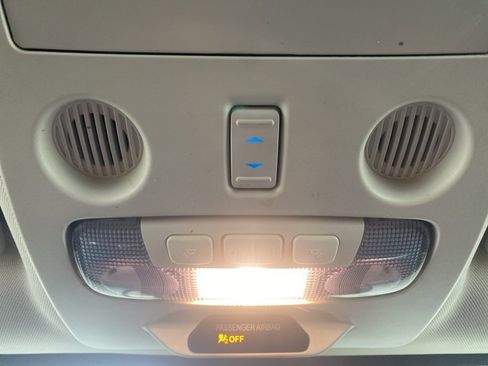 Used 2021 Ford EcoSport SE image 11