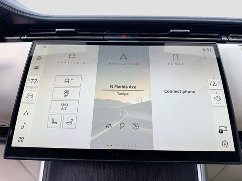 Used 2024 Land Rover Range Rover SE image 27