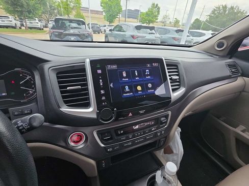 Used 2016 Honda Pilot EX-L image 11