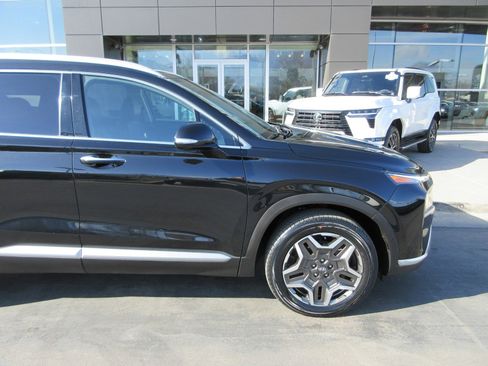 Used 2023 Hyundai Santa Fe Limited w/ Cargo Package image 13