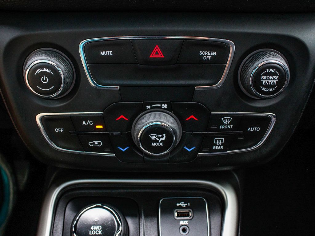 Used 2020 Jeep Compass Latitude w/ Popular Equipment Group AWD/4WD image 23