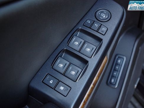 Used 2016 GMC Yukon XL Denali w/ Enhanced Security Package image 11