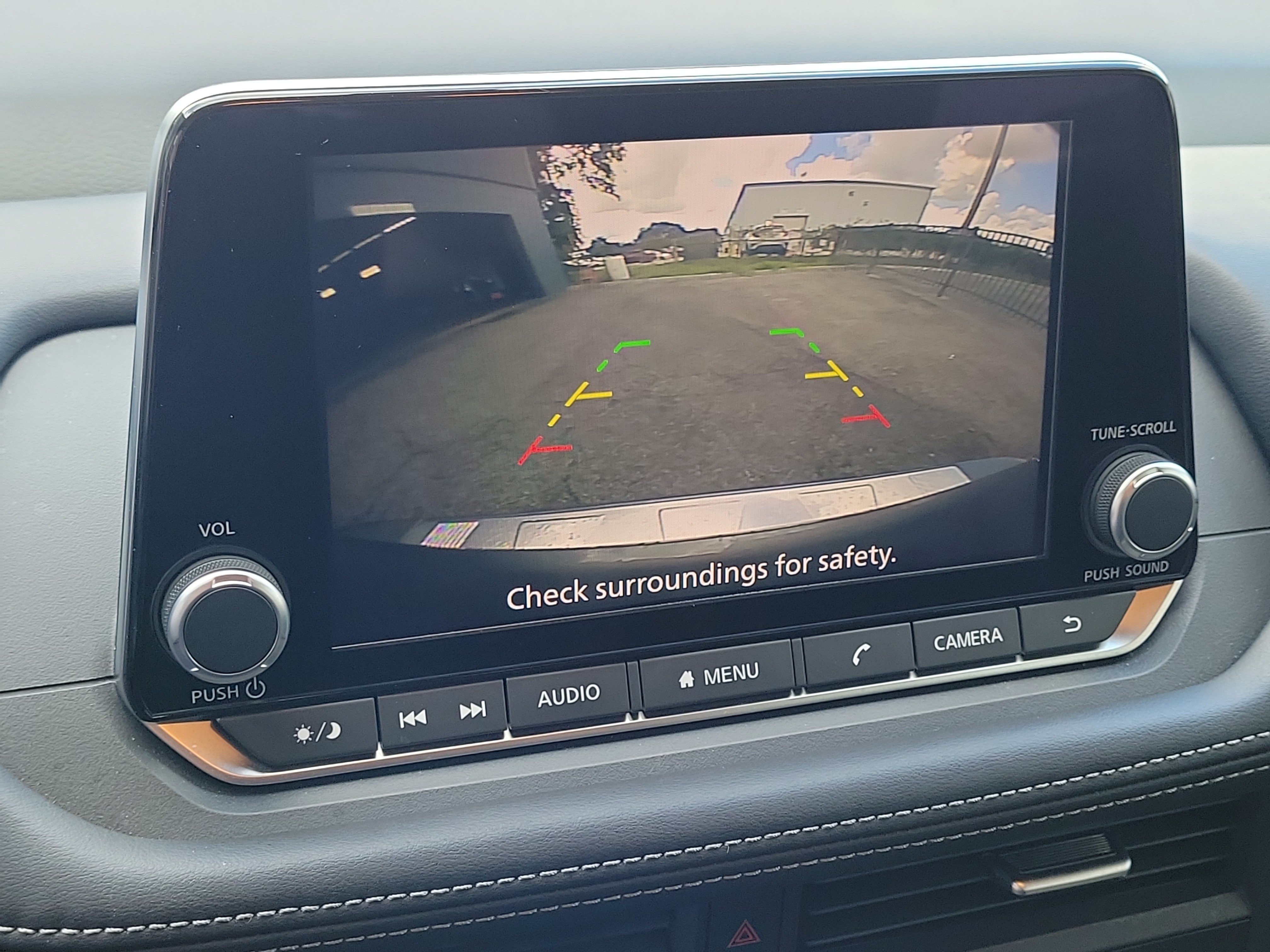 Certified 2025 Nissan Rogue SV w/ SV Premium Package FWD image 20