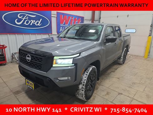 Used 2023 Nissan Frontier SV w/ Midnight Edition Package image 2