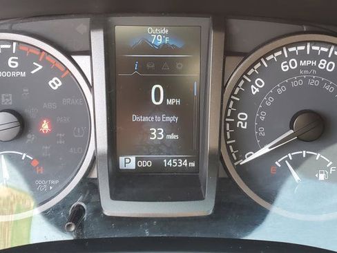 Used 2023 Toyota Tacoma TRD Sport AWD/4WD image 11
