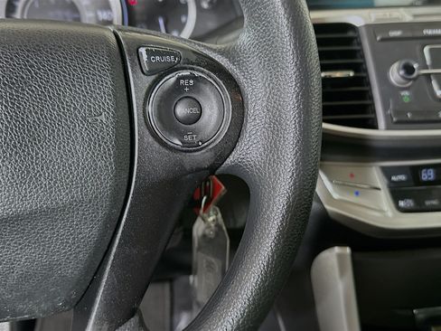 Used 2013 Honda Accord LX image 17