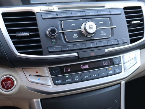 Used 2015 Honda Accord EX image 8