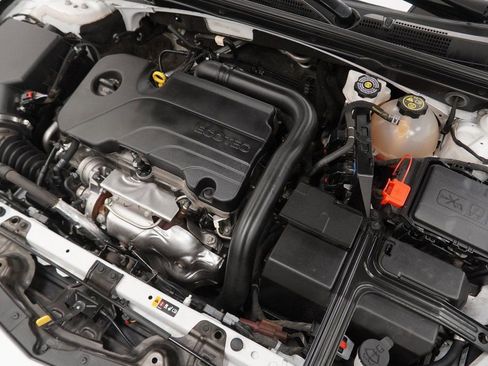 Used 2024 Chevrolet Malibu LT image 52