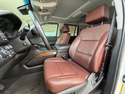 Used 2020 Chevrolet Tahoe Premier w/ Premier Plus Edition AWD/4WD image 6