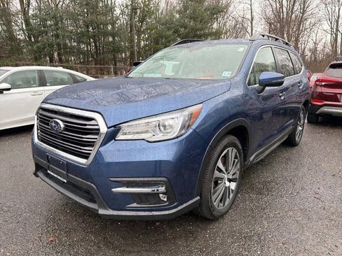 Used 2022 Subaru Ascent Limited w/ Technology Package image 1
