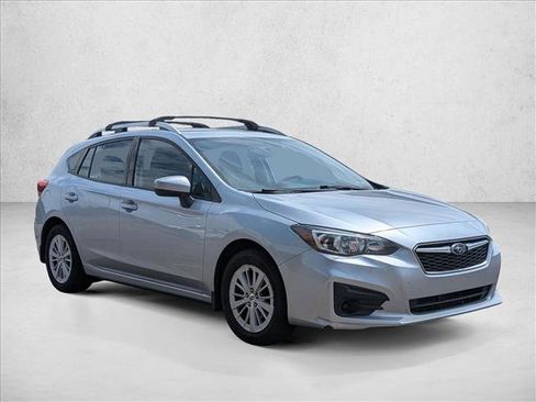 Used 2017 Subaru Impreza 2.0i Premium AWD/4WD image 3