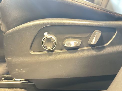 Used 2020 Cadillac XT4 Sport image 21