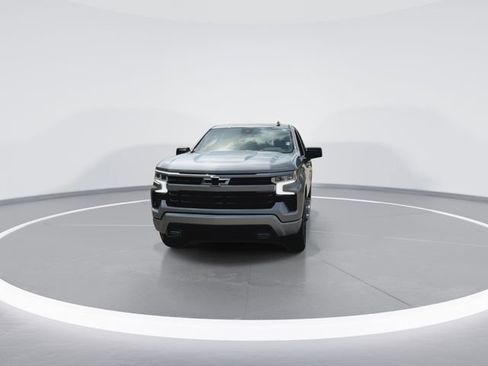Used 2026 Chevrolet Silverado 1500 RST w/ Convenience Package II AWD/4WD image 4
