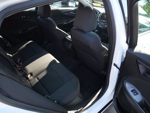 Used 2023 Chevrolet Malibu LS w/ Driver Confidence Package FWD image 21