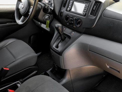 Used 2017 Nissan NV200 SV w/ Technology Package FWD image 22