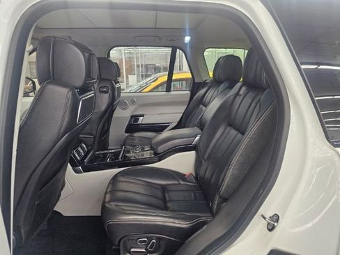 Used 2015 Land Rover Range Rover Autobiography image 11