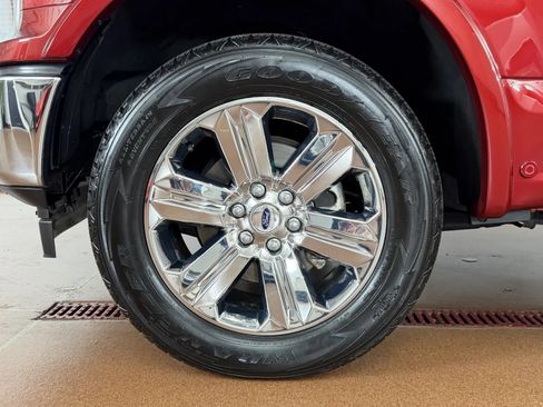 Used 2018 Ford F150 Lariat w/ Equipment Group 502A Luxury AWD/4WD image 9