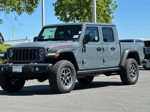 New 2026 Jeep Gladiator Rubicon w/ Steel Power Dome Hood Package image 8