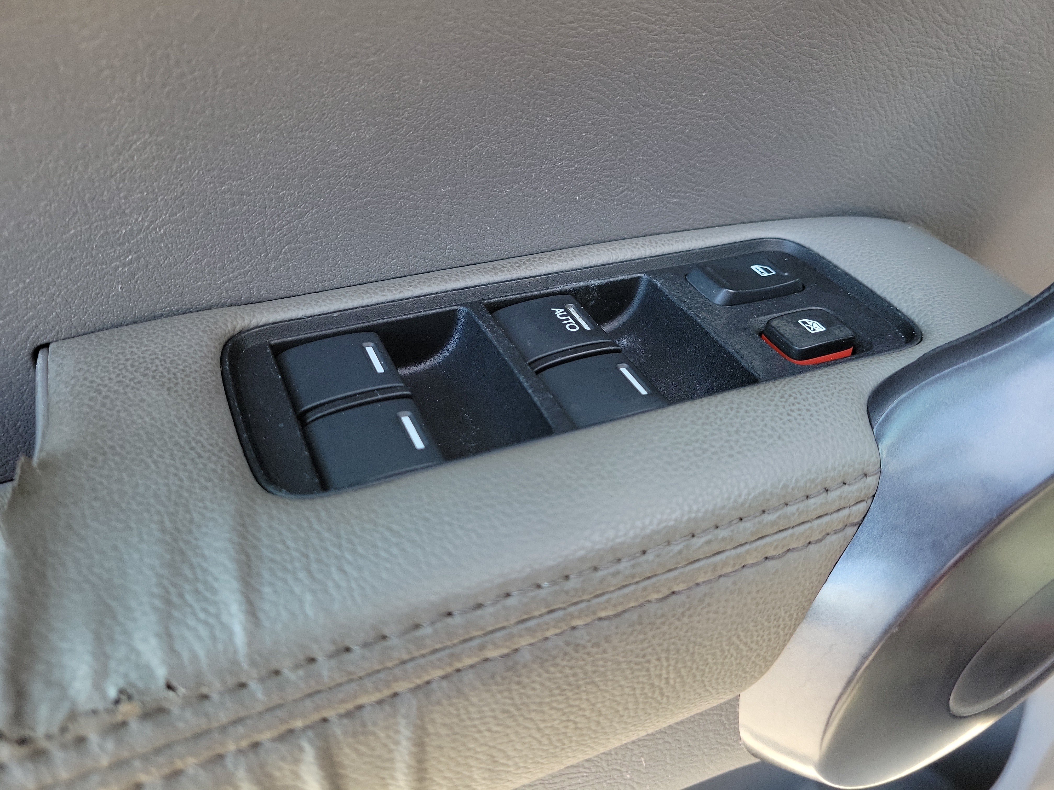 Used 2008 Honda CR-V EX-L image 12