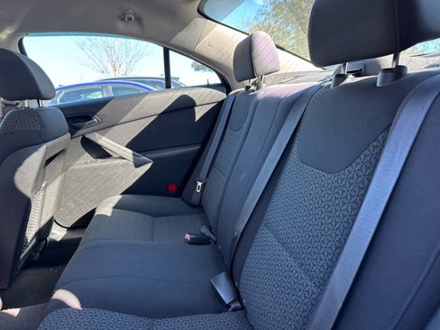 Used 2009 Pontiac G6 Sedan image 12