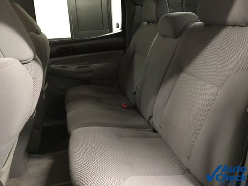 Used 2011 Toyota Tacoma 4x4 Double Cab w/ TRD Sport Pkg image 29