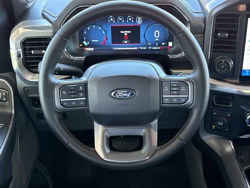 Used 2025 Ford F150 Lariat AWD/4WD image 22