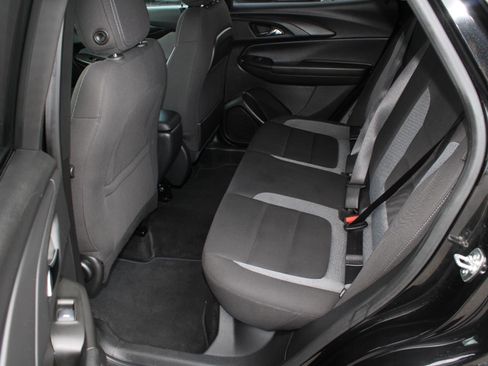 Used 2025 Chevrolet TrailBlazer LT image 17