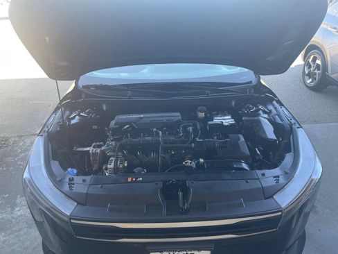 Used 2025 Kia K4 FWD image 32