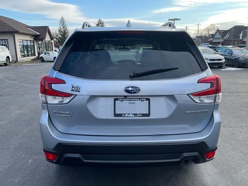 Used 2022 Subaru Forester Premium image 6