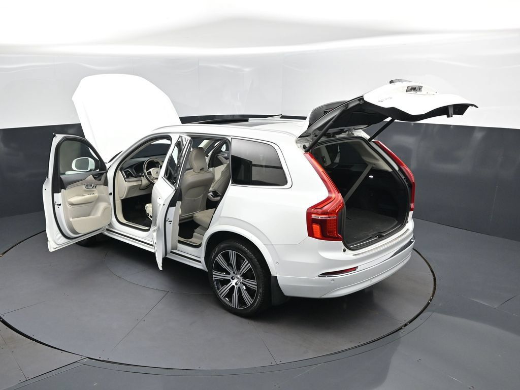 Used 2023 Volvo XC90 B6 Ultimate w/ Protection Package Premier AWD/4WD image 47