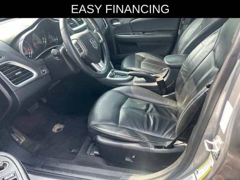 Used 2014 Dodge Avenger SXT w/ Sun/Sound Group FWD image 8