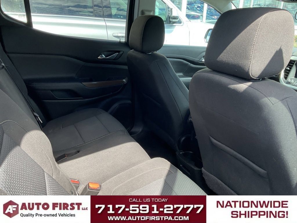 Used 2021 GMC Acadia SLE w/ Driver Convenience Package AWD/4WD image 13