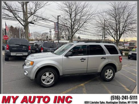 Used 2012 Ford Escape XLT image 7