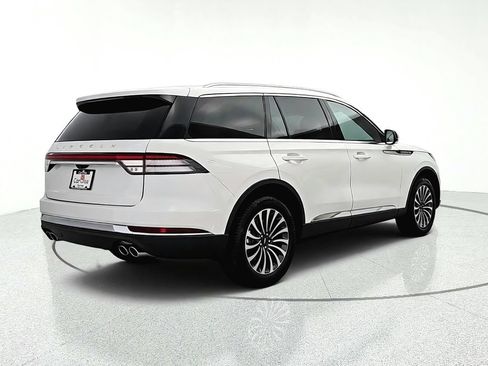 Used 2023 Lincoln Aviator AWD w/ Premium Package image 6