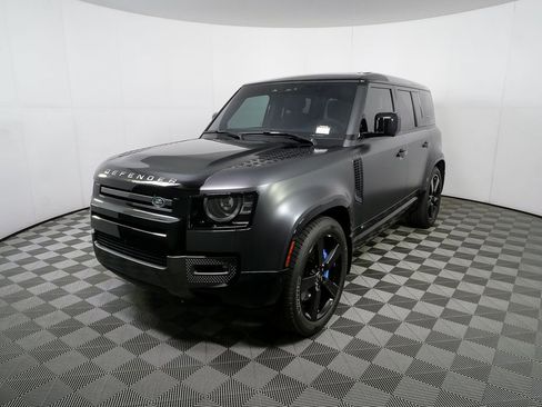 Used 2023 Land Rover Defender 110 Carpathian Edition image 1