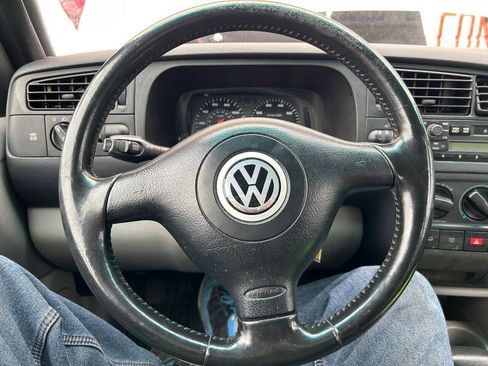 Used 2002 Volkswagen Cabrio GLX FWD image 11