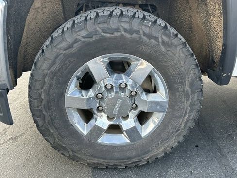 Used 2015 GMC Sierra 2500 SLE image 37