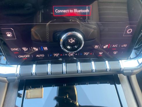 New 2026 GMC Yukon XL Denali Ultimate image 18