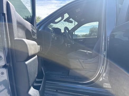 Used 2019 Chevrolet Silverado 1500 Custom Trail Boss w/ Custom Convenience Package AWD/4WD image 13