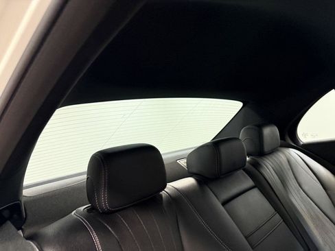 Used 2017 Mercedes-Benz E 300 4MATIC image 68