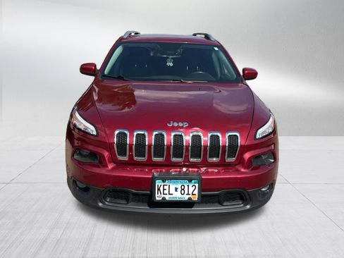Used 2015 Jeep Cherokee Latitude w/ Comfort/Convenience Group FWD image 2
