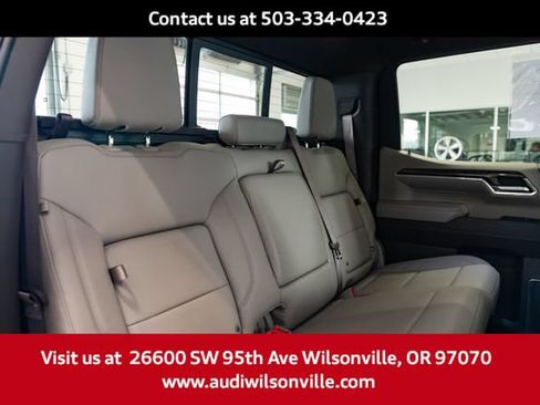 Used 2024 Chevrolet Silverado 1500 LT Trail Boss w/ Convenience Package II AWD/4WD image 32
