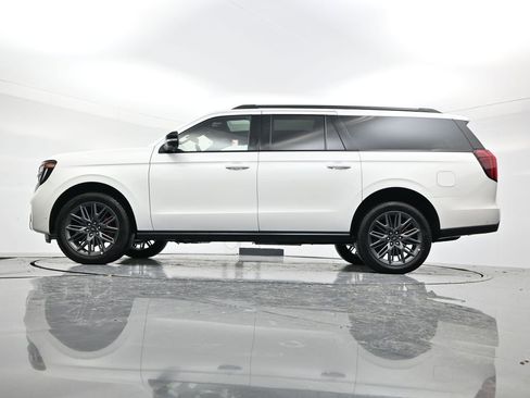 New 2025 Ford Expedition Max Platinum w/ Stealth Performance Package image 55