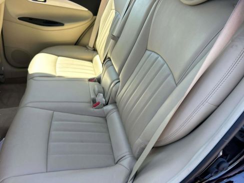 Used 2016 INFINITI QX50 2WD image 16
