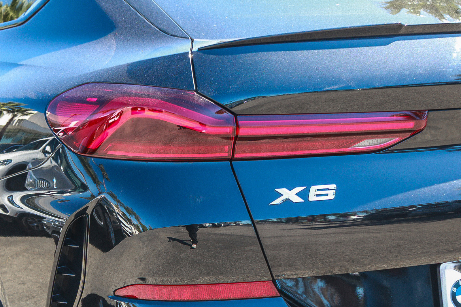 Used 2024 BMW X6 xDrive40i w/ Premium Package AWD/4WD image 7
